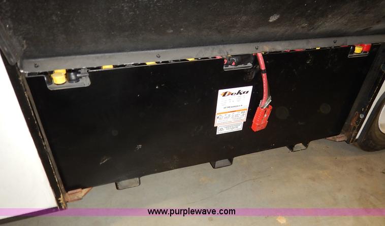 image for item J3941 1996 AVS electric bus