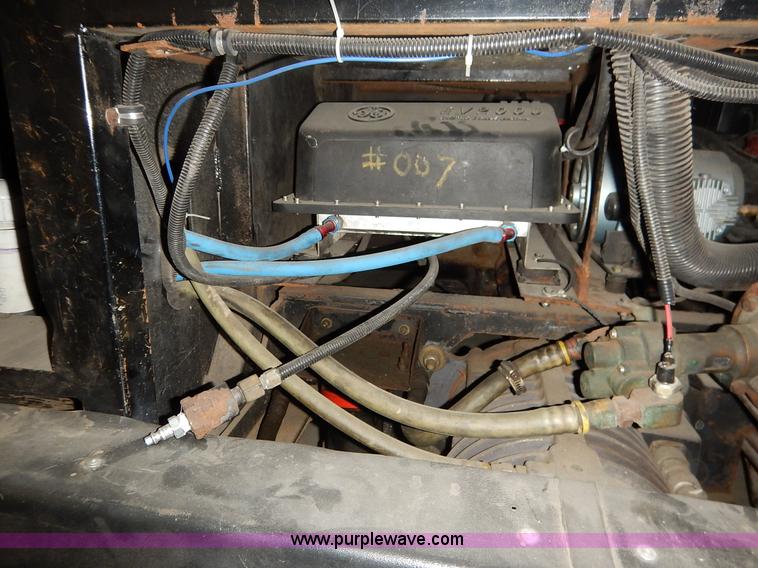 image for item J3941 1996 AVS electric bus