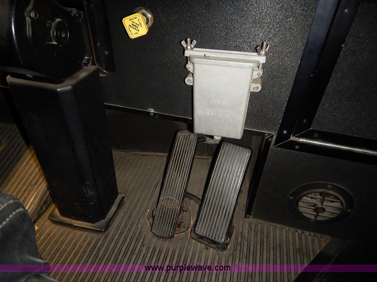 image for item J3941 1996 AVS electric bus