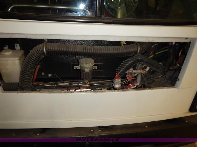 image for item J3941 1996 AVS electric bus