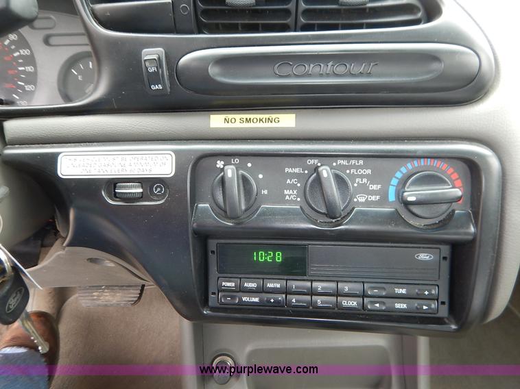 image for item J3949 1998 Ford Contour LX