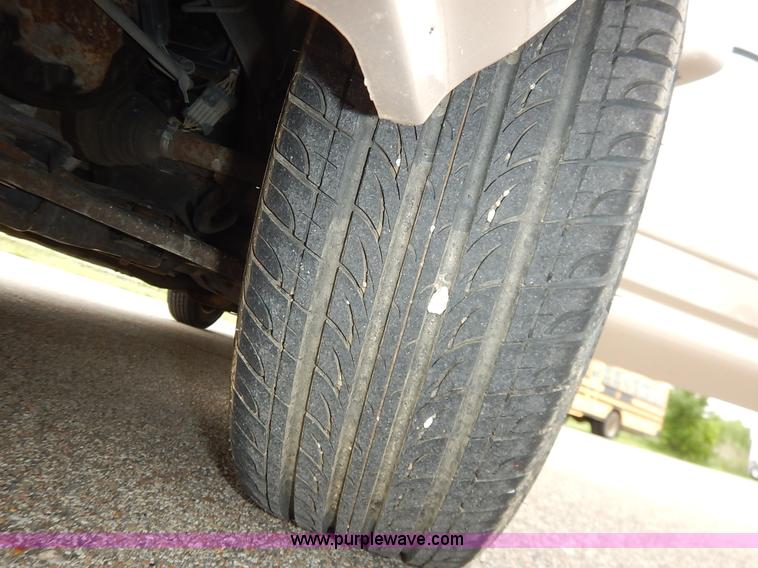 image for item J3949 1998 Ford Contour LX