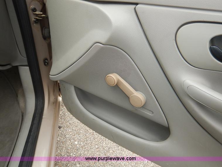 image for item J3949 1998 Ford Contour LX