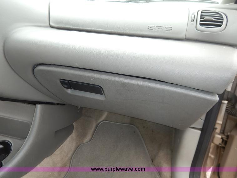 image for item J3949 1998 Ford Contour LX