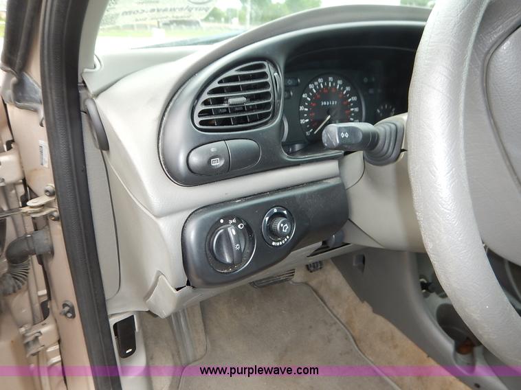 image for item J3950 1998 Ford Contour LX