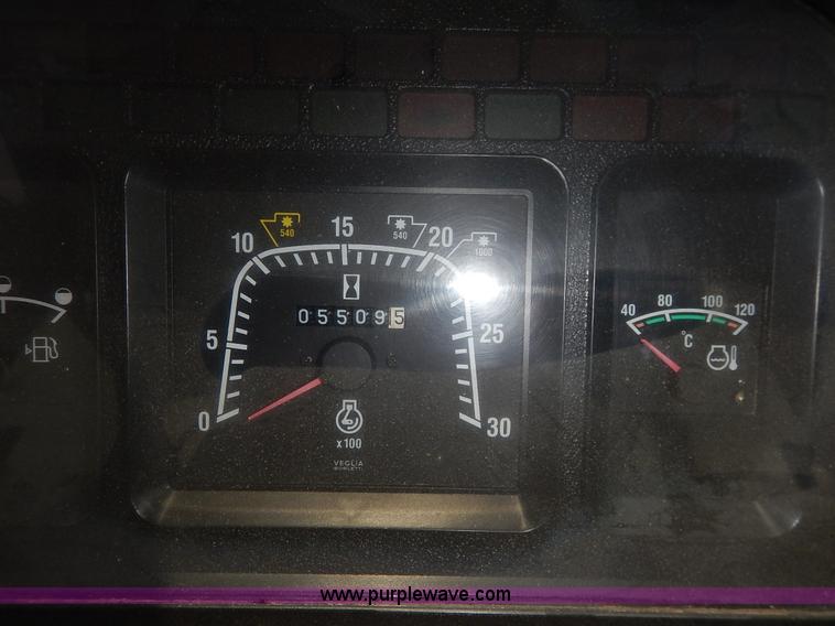 image for item J3955 1998 New Holland TS100 tractor