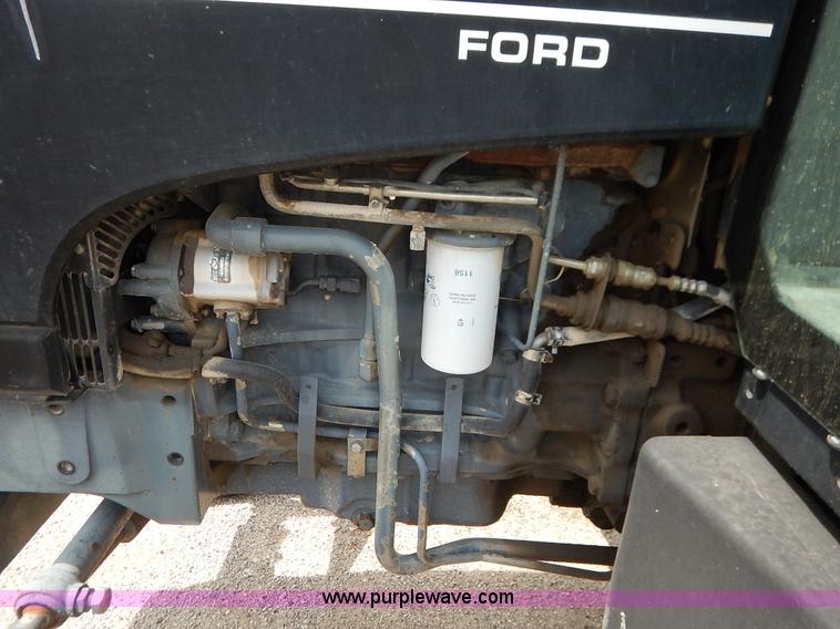 image for item J3955 1998 New Holland TS100 tractor