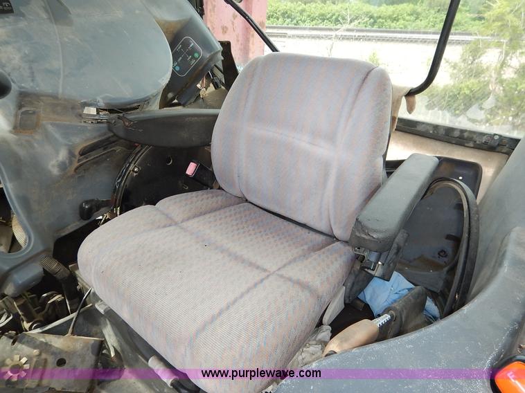 image for item J3960 1998 New Holland TS100 tractor