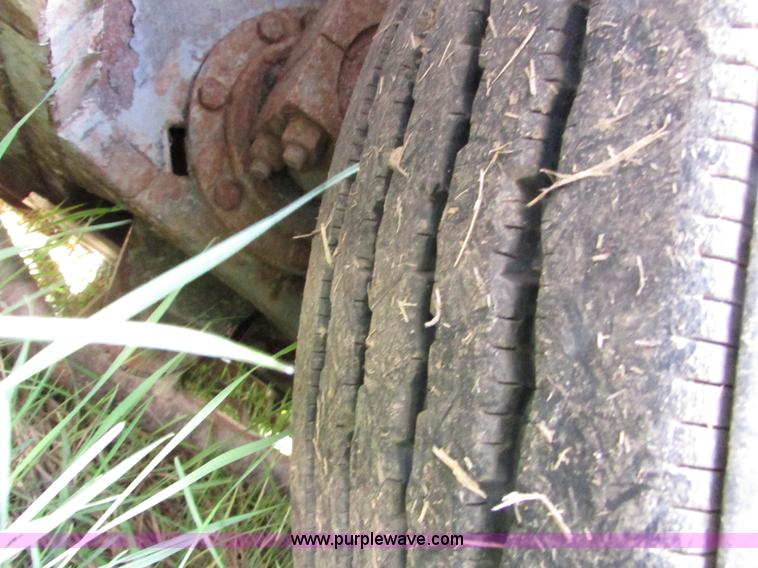 image for item K2570 1987 Eagle 20X bus