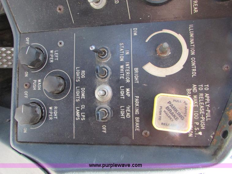 image for item K2570 1987 Eagle 20X bus