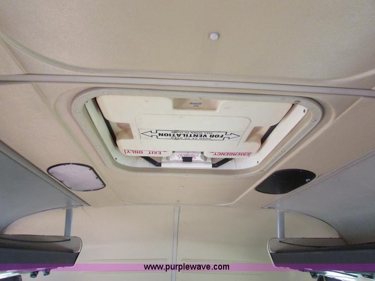 image for item K2570 1987 Eagle 20X bus