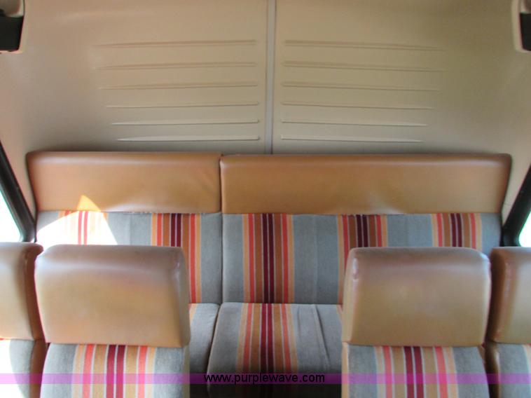 image for item K2570 1987 Eagle 20X bus