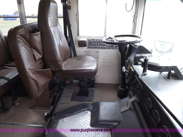 image for item K3851 1997 Blue Bird TC2000 bus