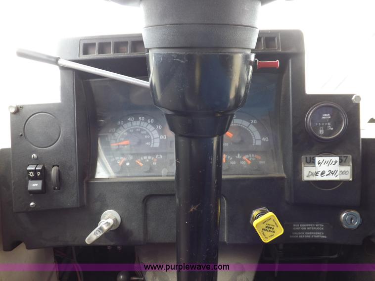 image for item K3851 1997 Blue Bird TC2000 bus