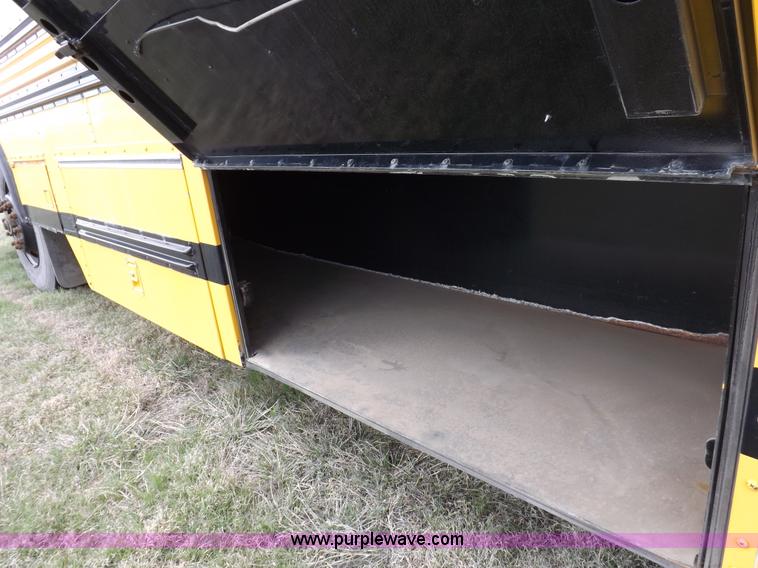 image for item K3851 1997 Blue Bird TC2000 bus