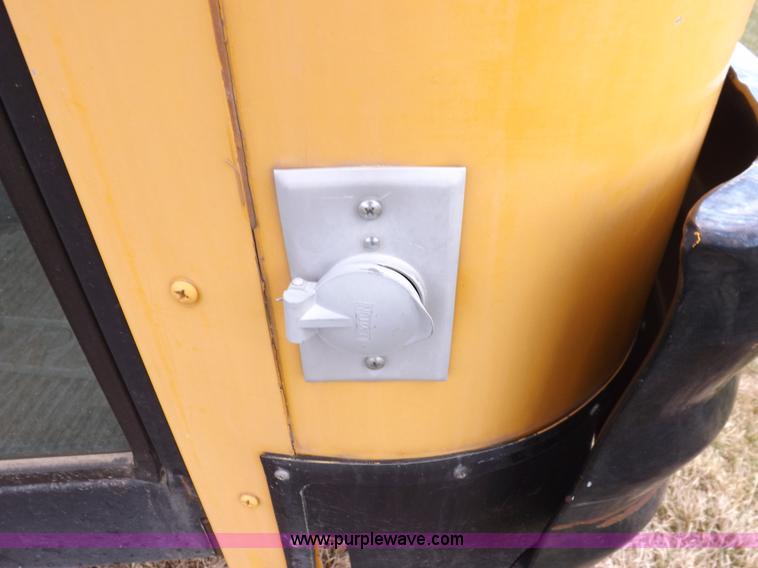 image for item K3851 1997 Blue Bird TC2000 bus