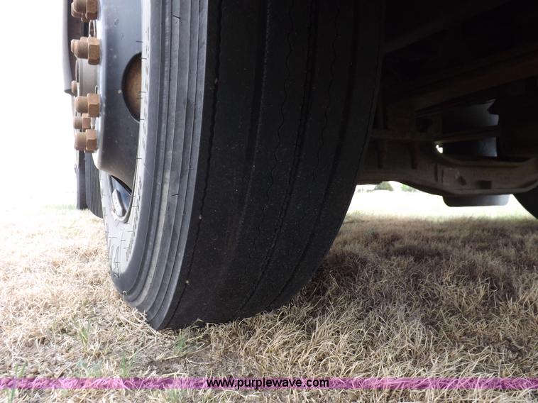 image for item K3851 1997 Blue Bird TC2000 bus