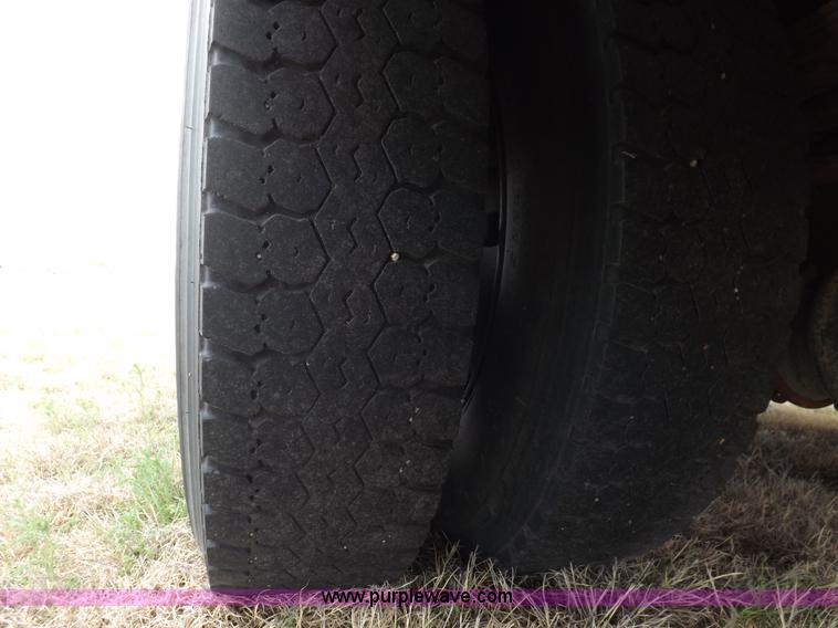 image for item K3851 1997 Blue Bird TC2000 bus