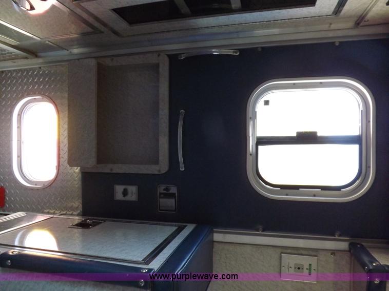 image for item K3853 1992 Ford E350 ambulance
