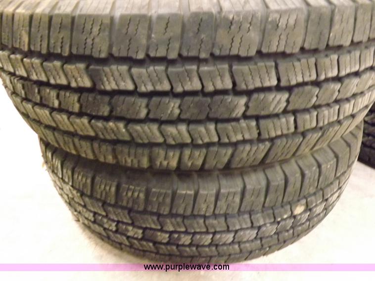 image for item K3854 (5) tires