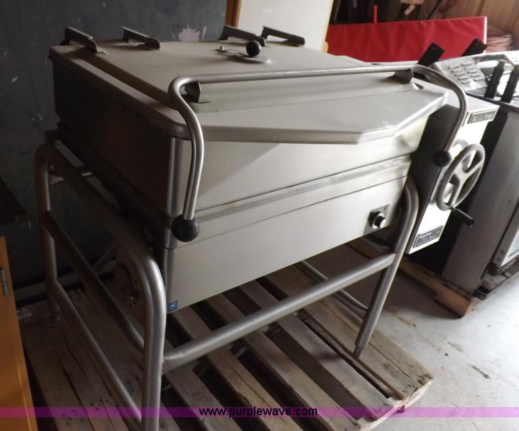 image for item K3874 Market Forge braising skillet