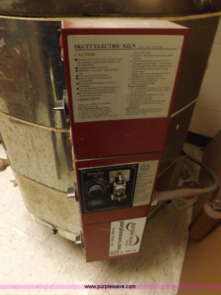 image for item K3875 Skutt electric kiln