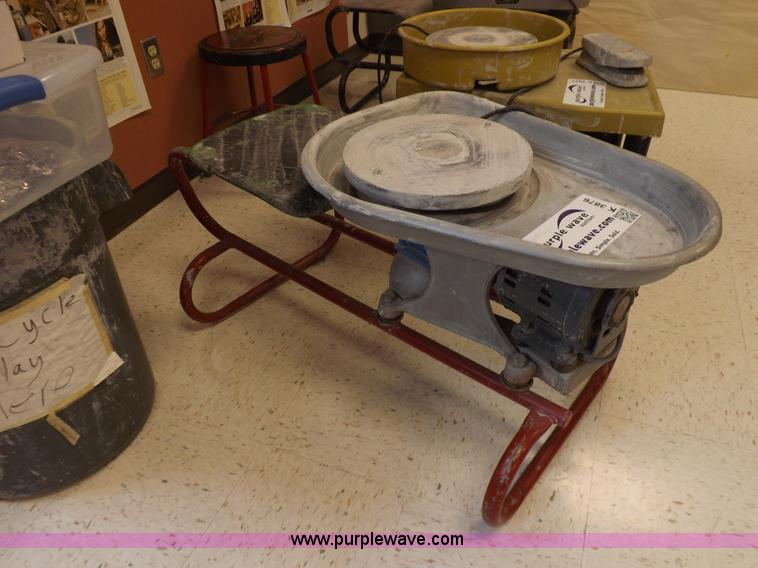 image for item K3876 Pottery wheel