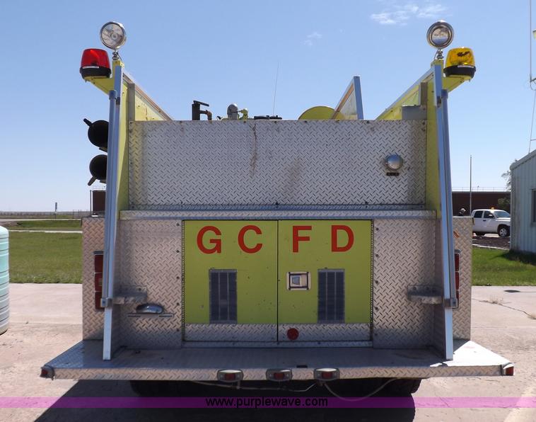 image for item K3924 1981 International S1800 fire truck