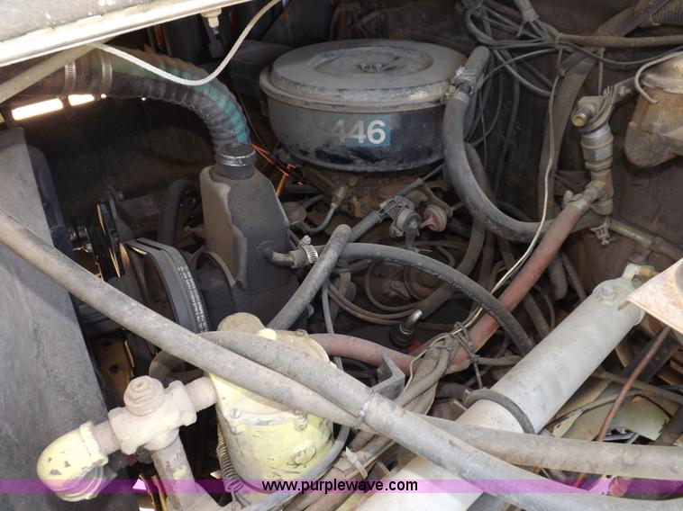 image for item K3924 1981 International S1800 fire truck