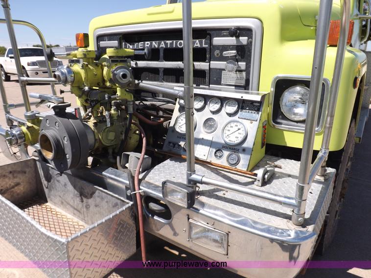 image for item K3924 1981 International S1800 fire truck