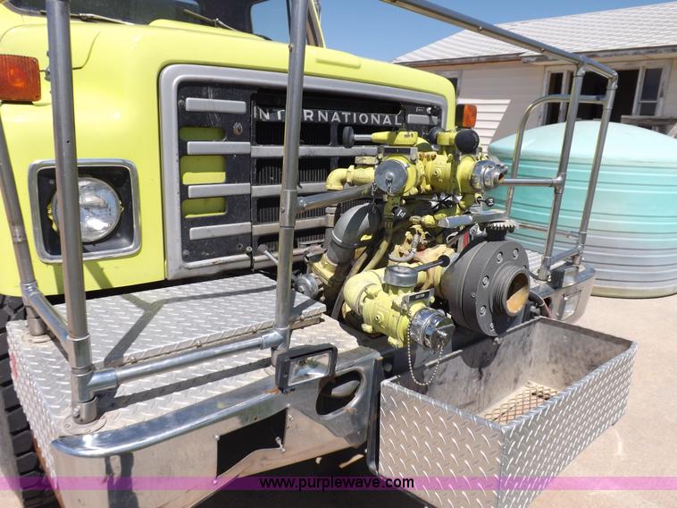 image for item K3924 1981 International S1800 fire truck