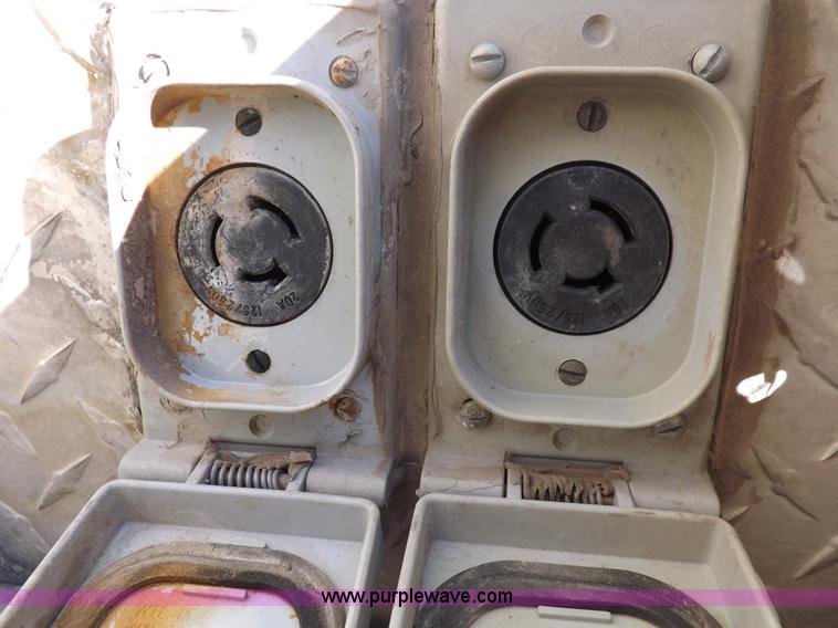 image for item K3924 1981 International S1800 fire truck