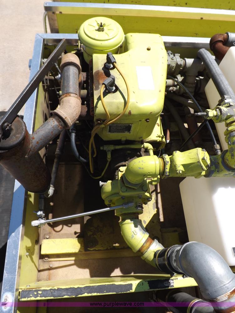 image for item K3924 1981 International S1800 fire truck