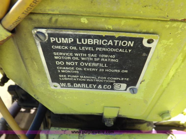 image for item K3924 1981 International S1800 fire truck