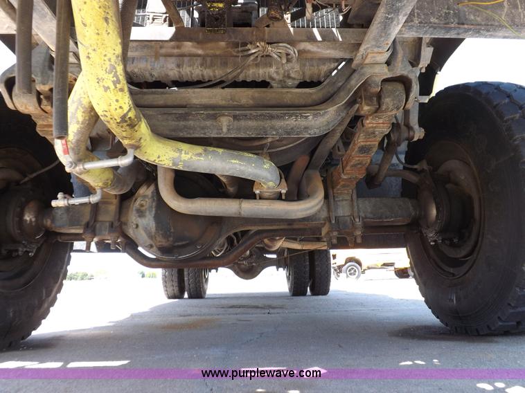 image for item K3924 1981 International S1800 fire truck