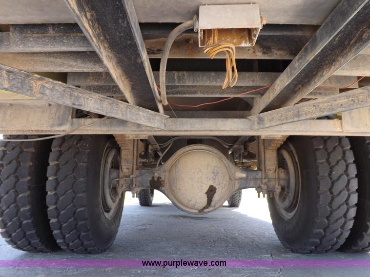 image for item K3924 1981 International S1800 fire truck