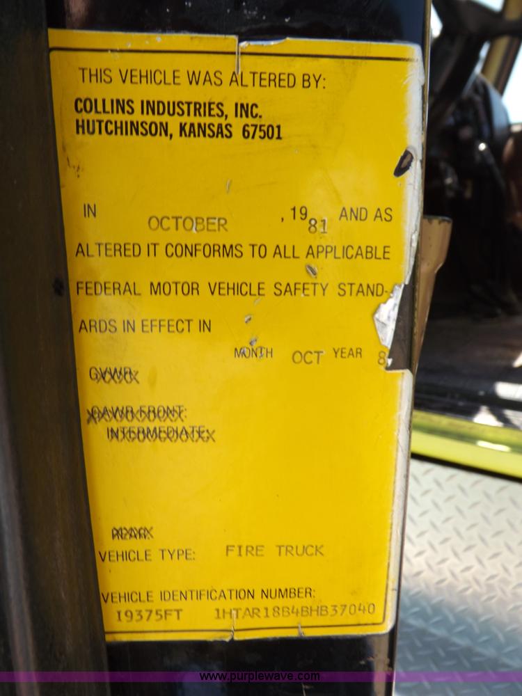 image for item K3924 1981 International S1800 fire truck