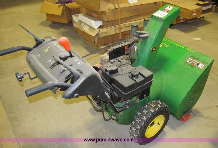 image for item K5574 John Deere 828D self-propelled walk-behind snow blower