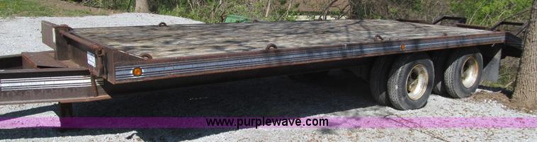 image for item K5624 1993 Dressen equipment trailer