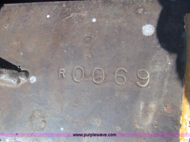 image for item K5624 1993 Dressen equipment trailer