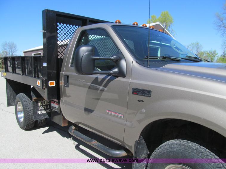 image for item K5627 2003 Ford F350 Super Duty XL dump bed pickup truck