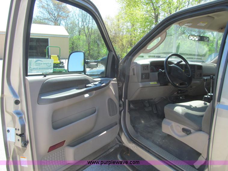 image for item K5627 2003 Ford F350 Super Duty XL dump bed pickup truck