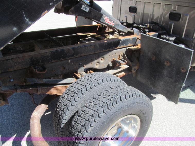 image for item K5627 2003 Ford F350 Super Duty XL dump bed pickup truck