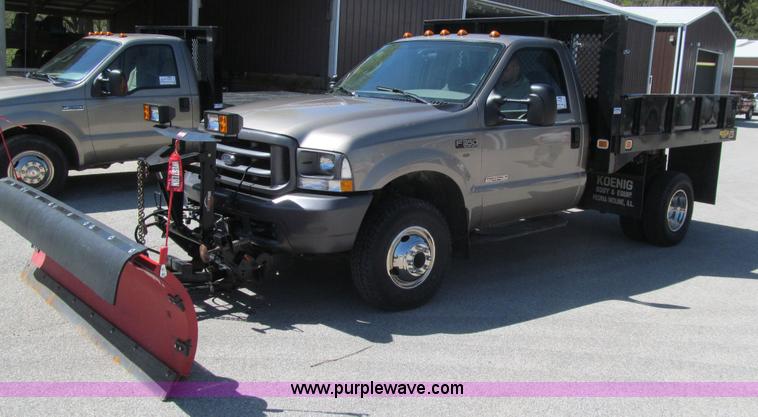 image for item K5627 2003 Ford F350 Super Duty XL dump bed pickup truck