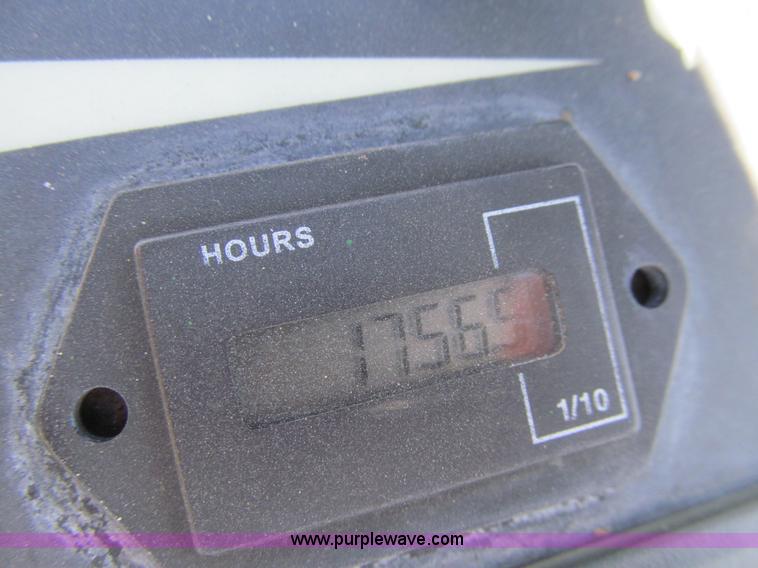 image for item K5630 2007 John Deere 977 Z-Trak ZTR lawn mower