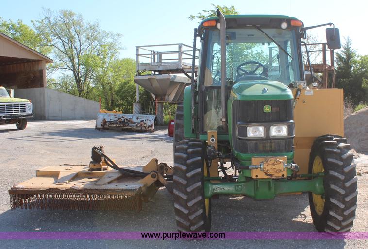 image for item K6949 2006 John Deere 6415 MFWD tractor