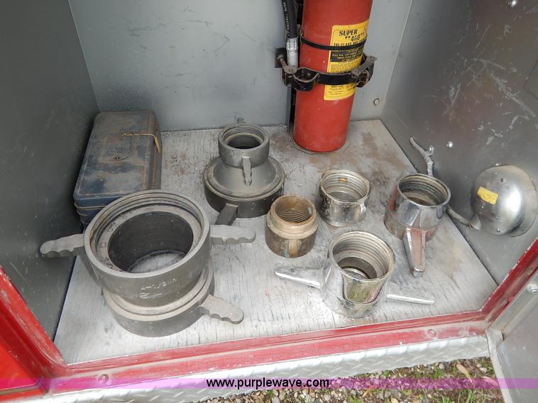 image for item K7419 1972 Ford 750 fire truck