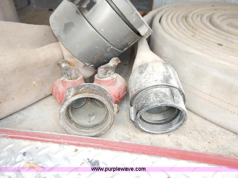 image for item K7419 1972 Ford 750 fire truck