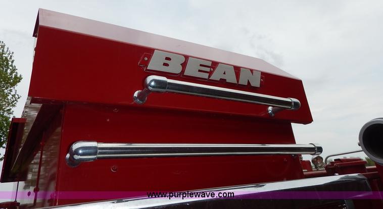 image for item K7419 1972 Ford 750 fire truck