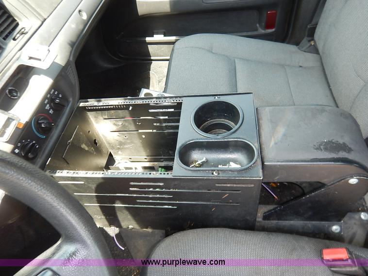 image for item K7420 2007 Ford Crown Victoria Police Interceptor